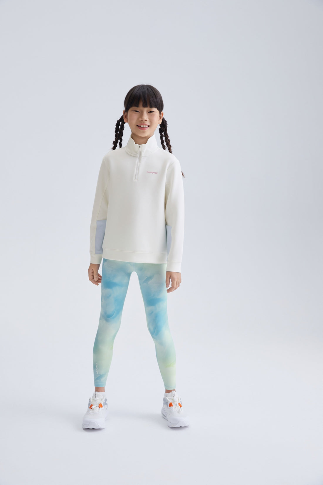 **Elf Blue**