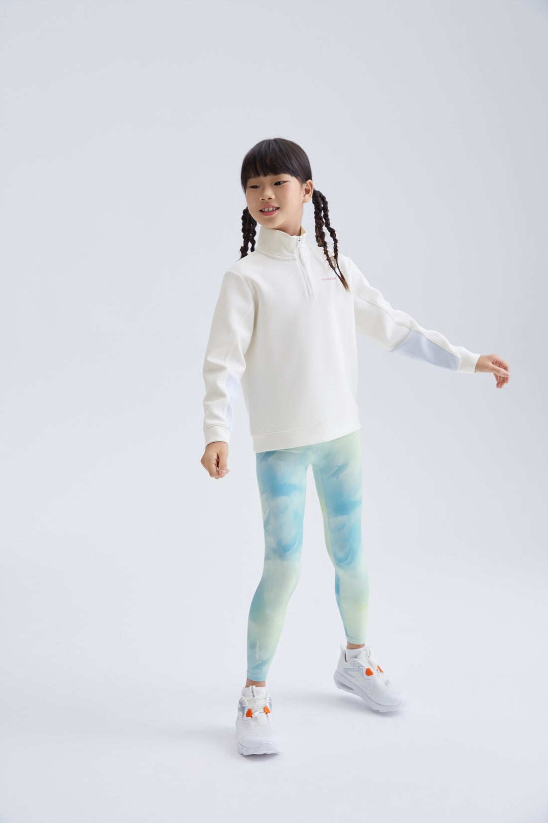 **Elf Blue**
