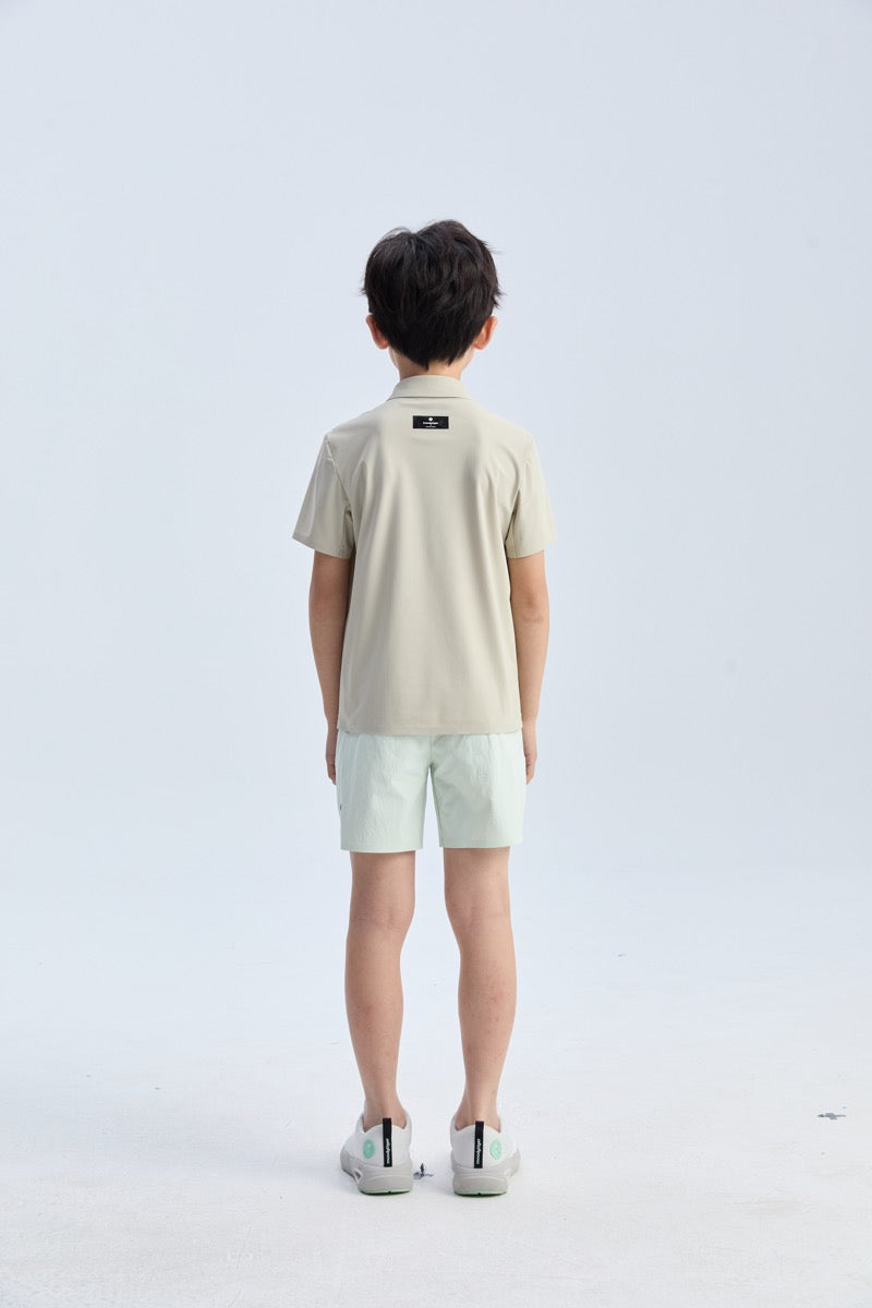 **Pale mint**