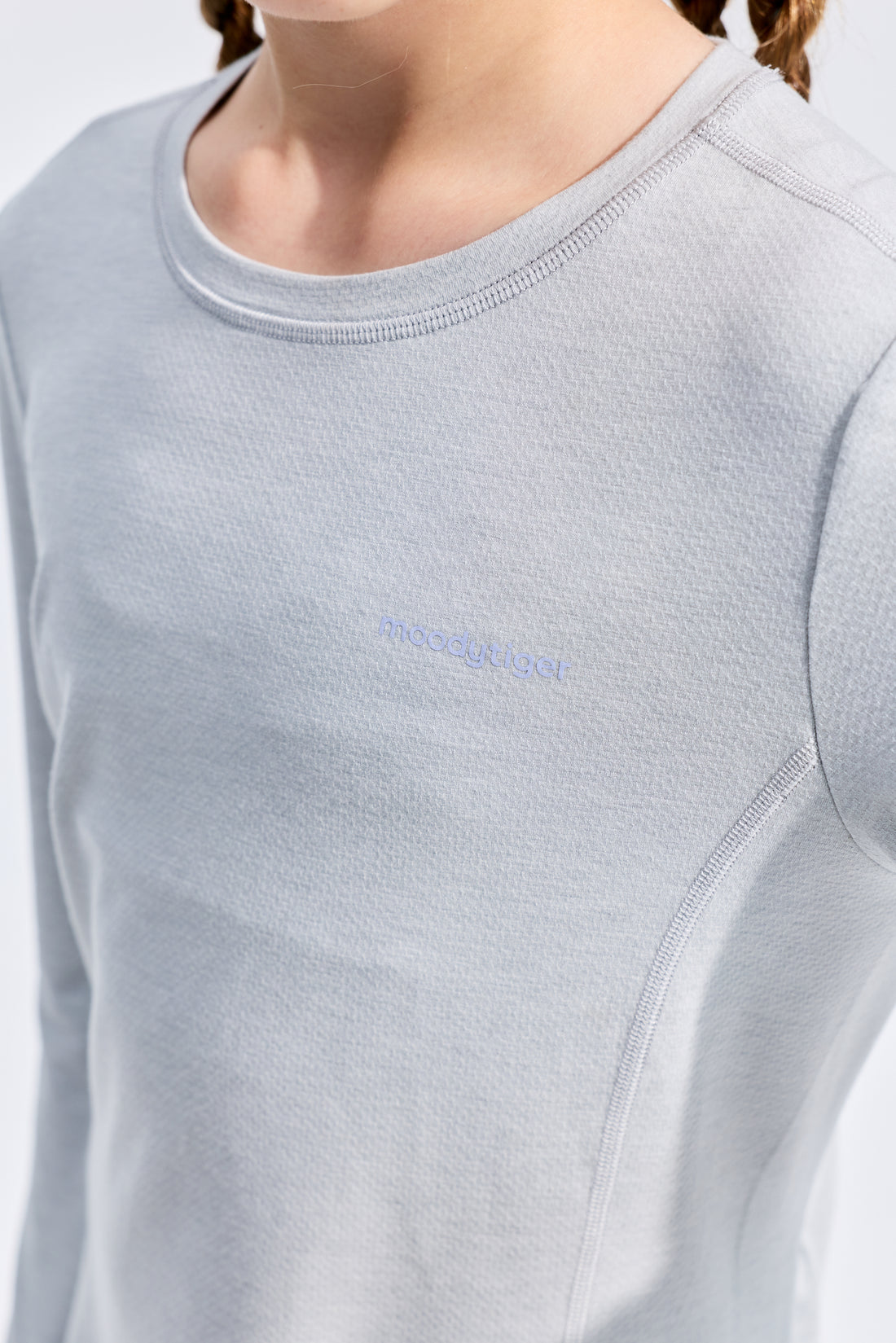 **Moon Grey**