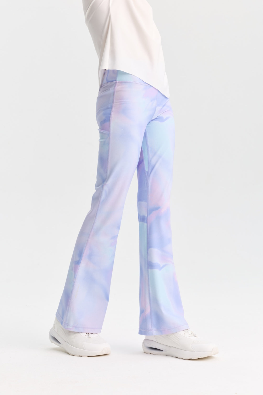 **Fantasy Lake Purple**