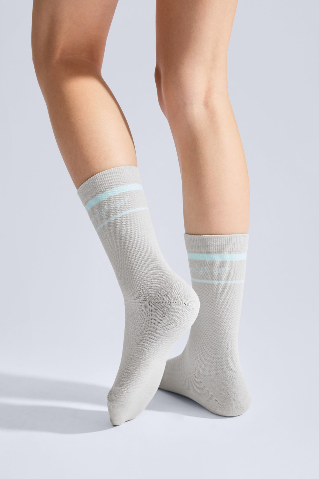 **Moon Grey**