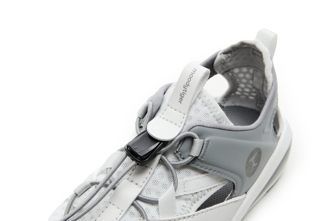 **Moon Grey**