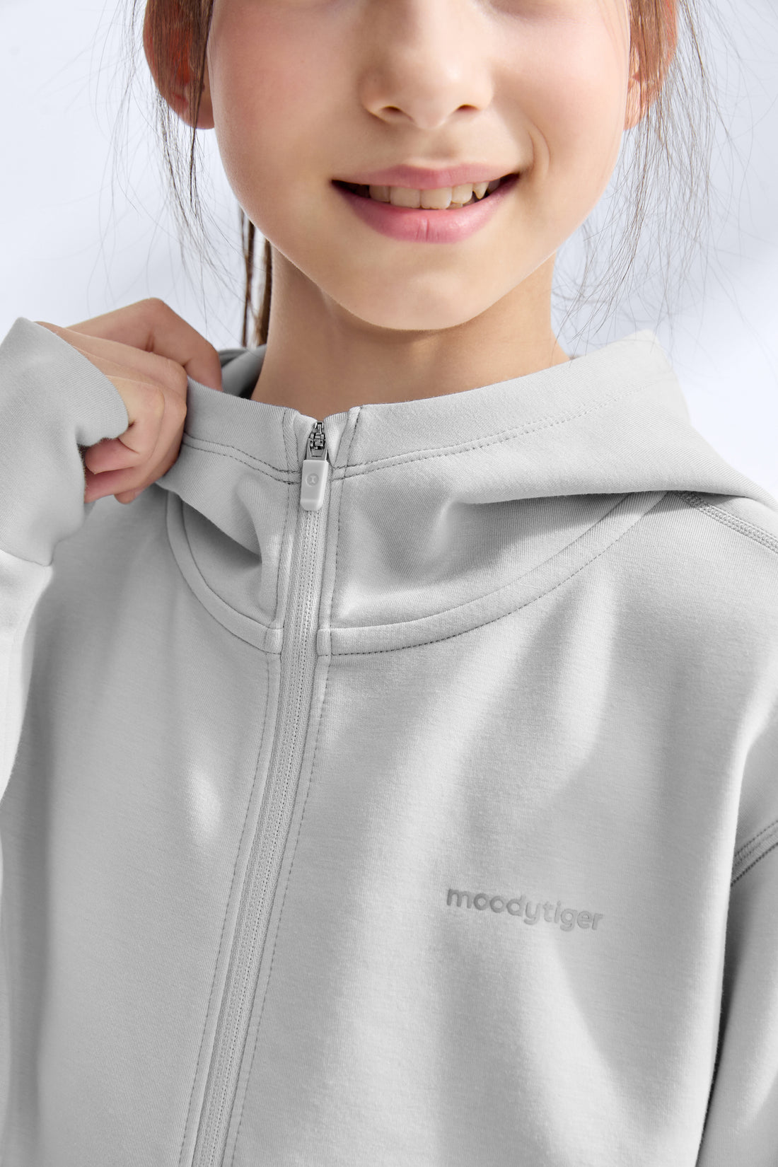 **Moon Grey**