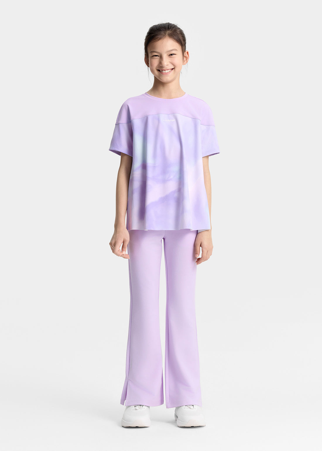 **Fantasy Lake Purple**