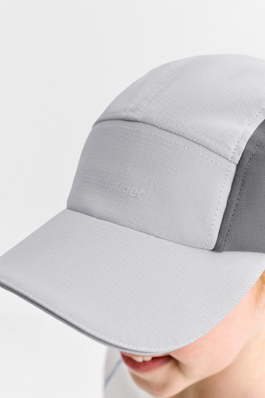 **Moon Grey**