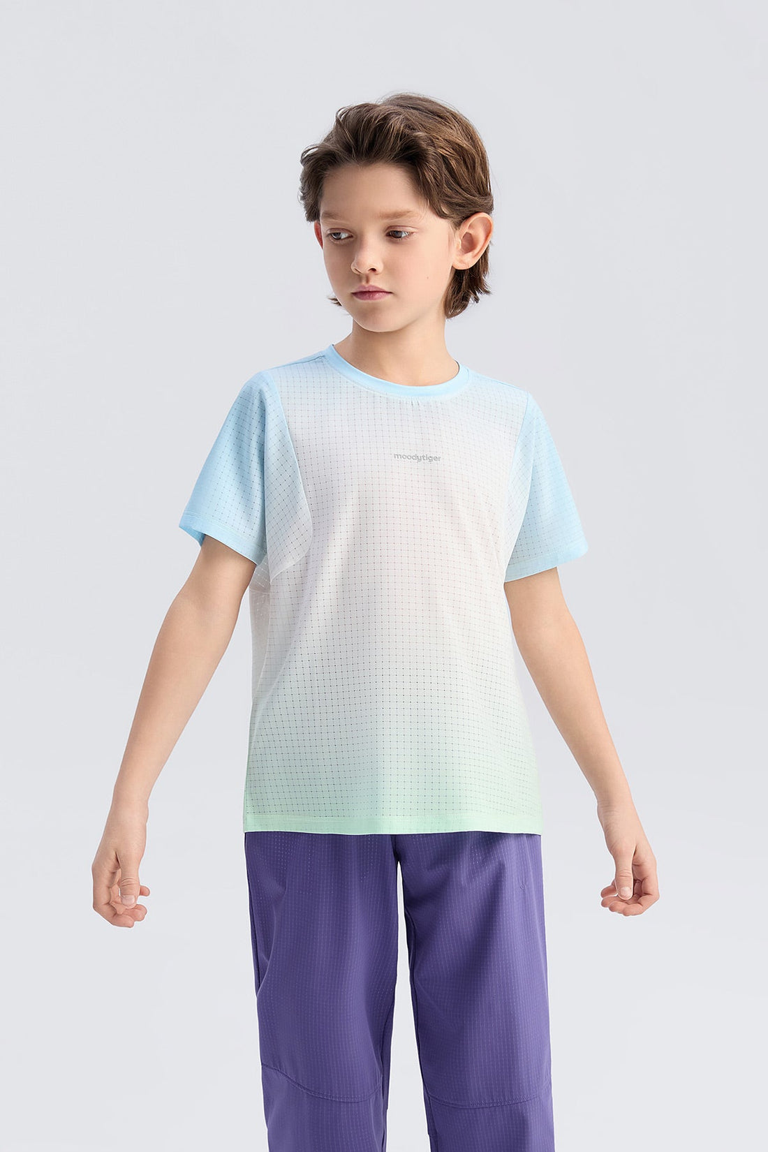 **Spectrum White Cyan**