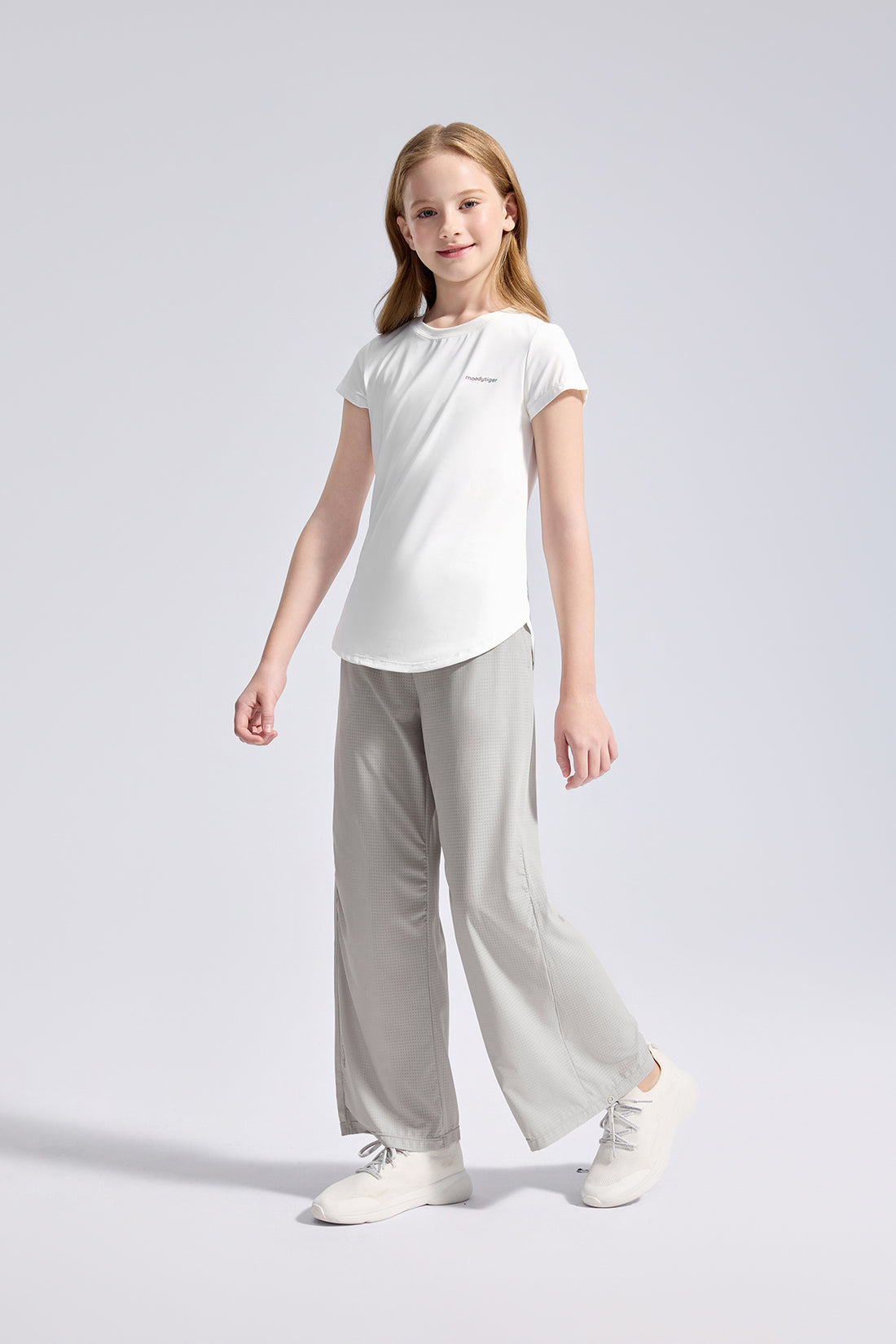 **Moon Grey**