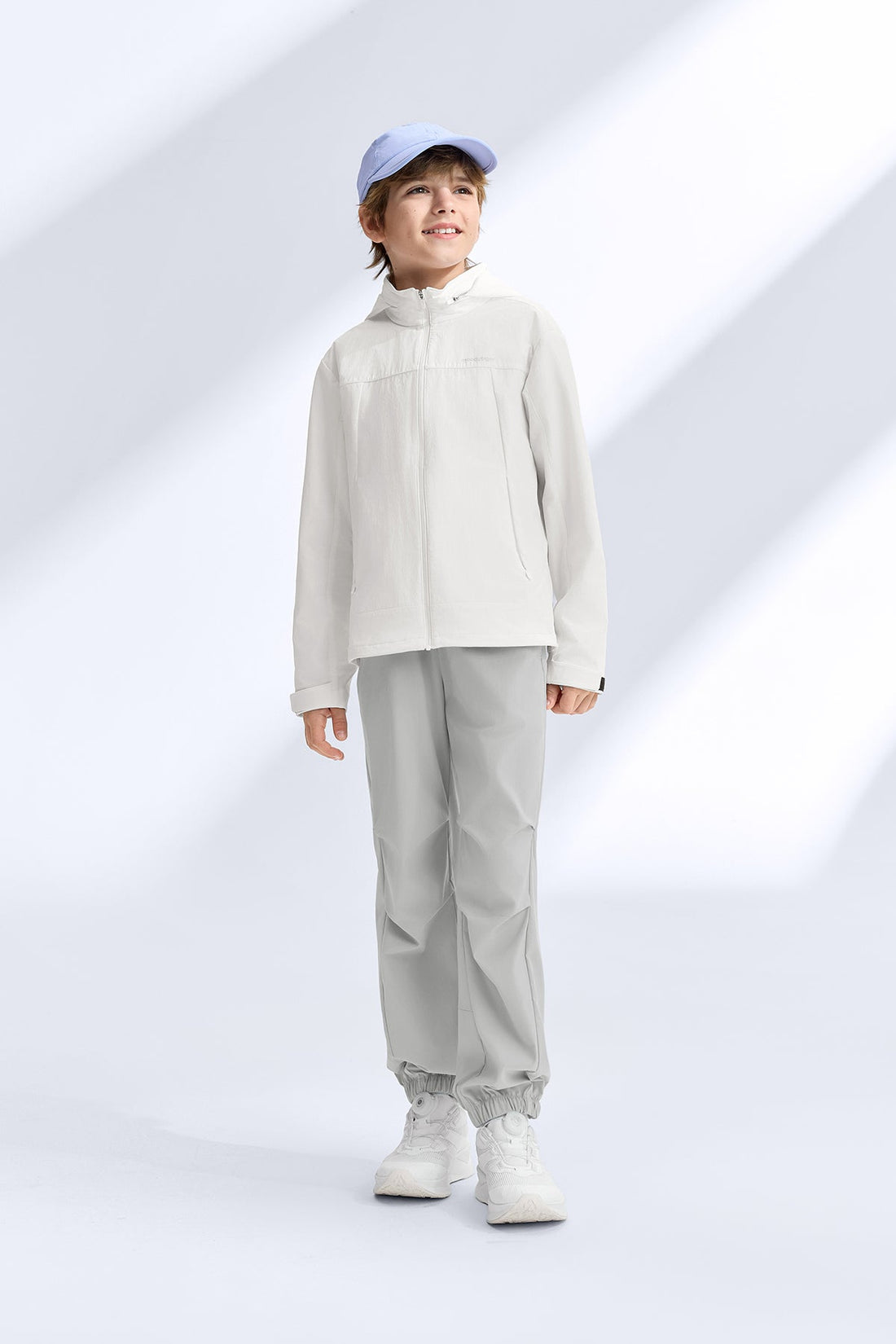 **Moon Grey**
