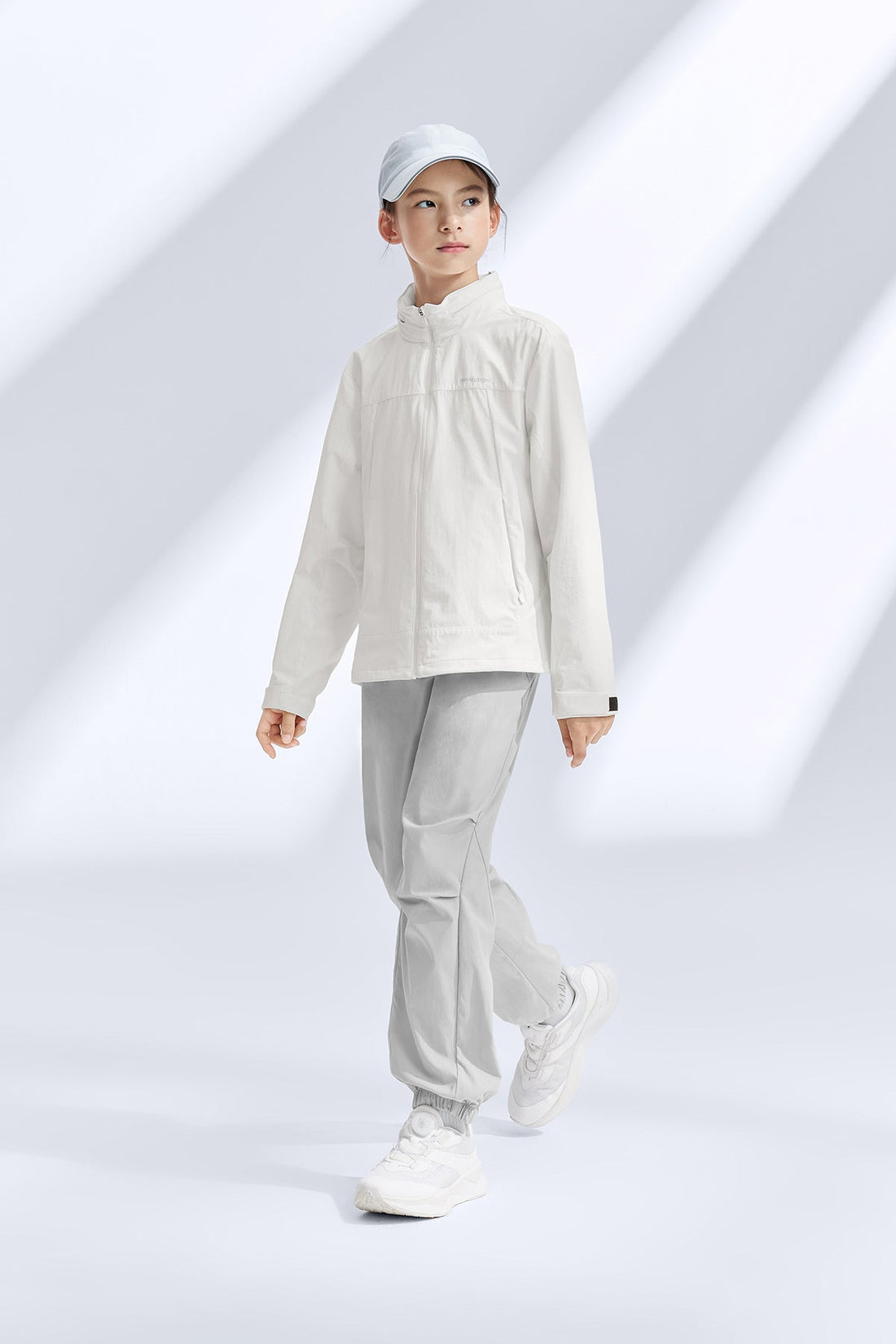 **Moon Grey**
