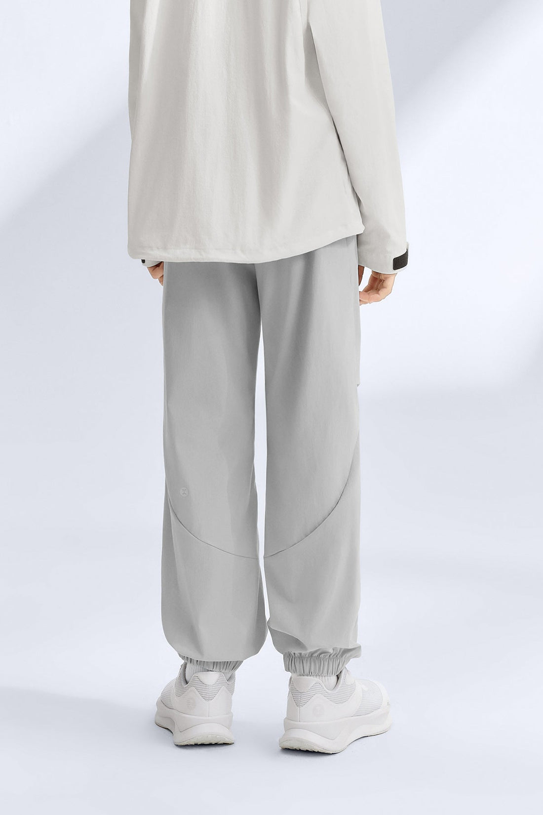 **Moon Grey**