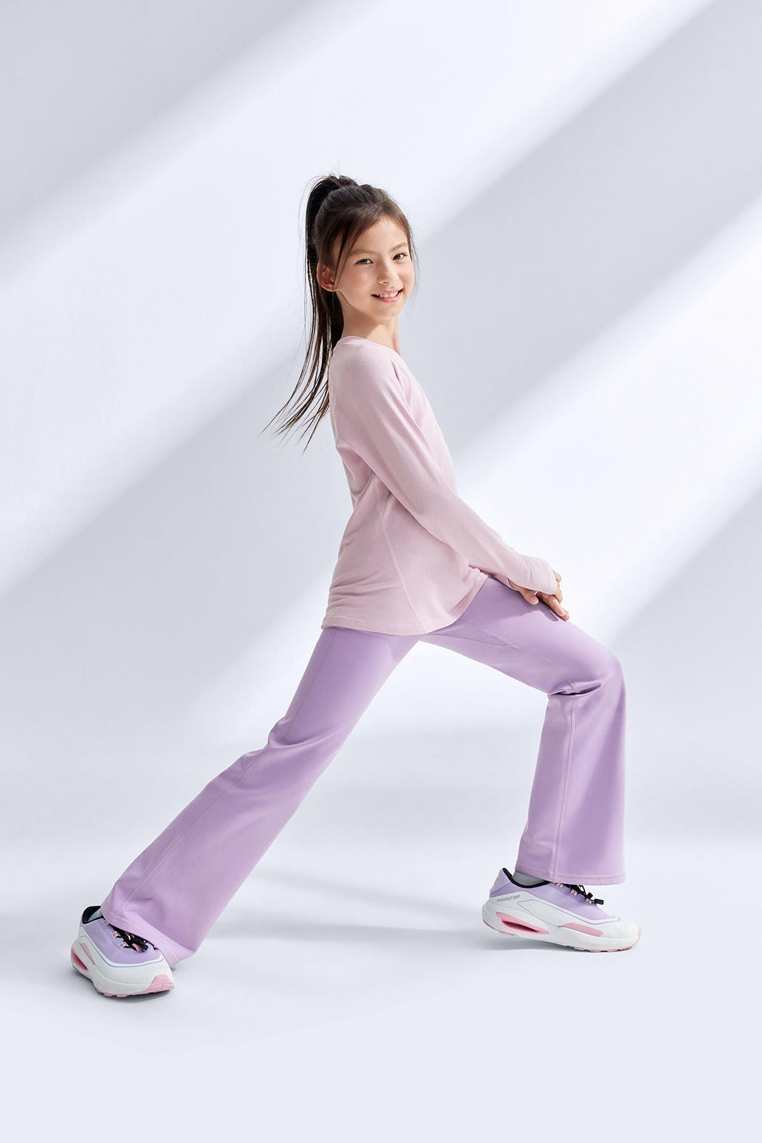 **Grape Gray Purple**