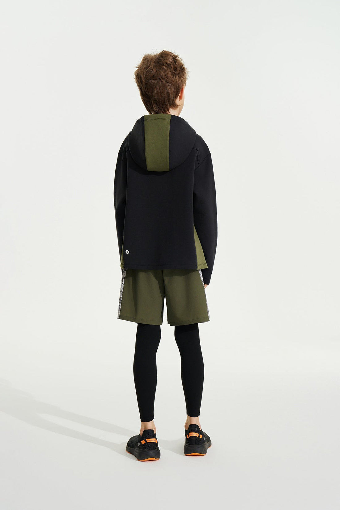 **Olive Night**