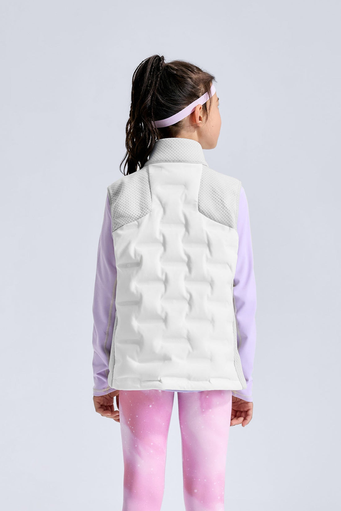 **Cloud Dancer**