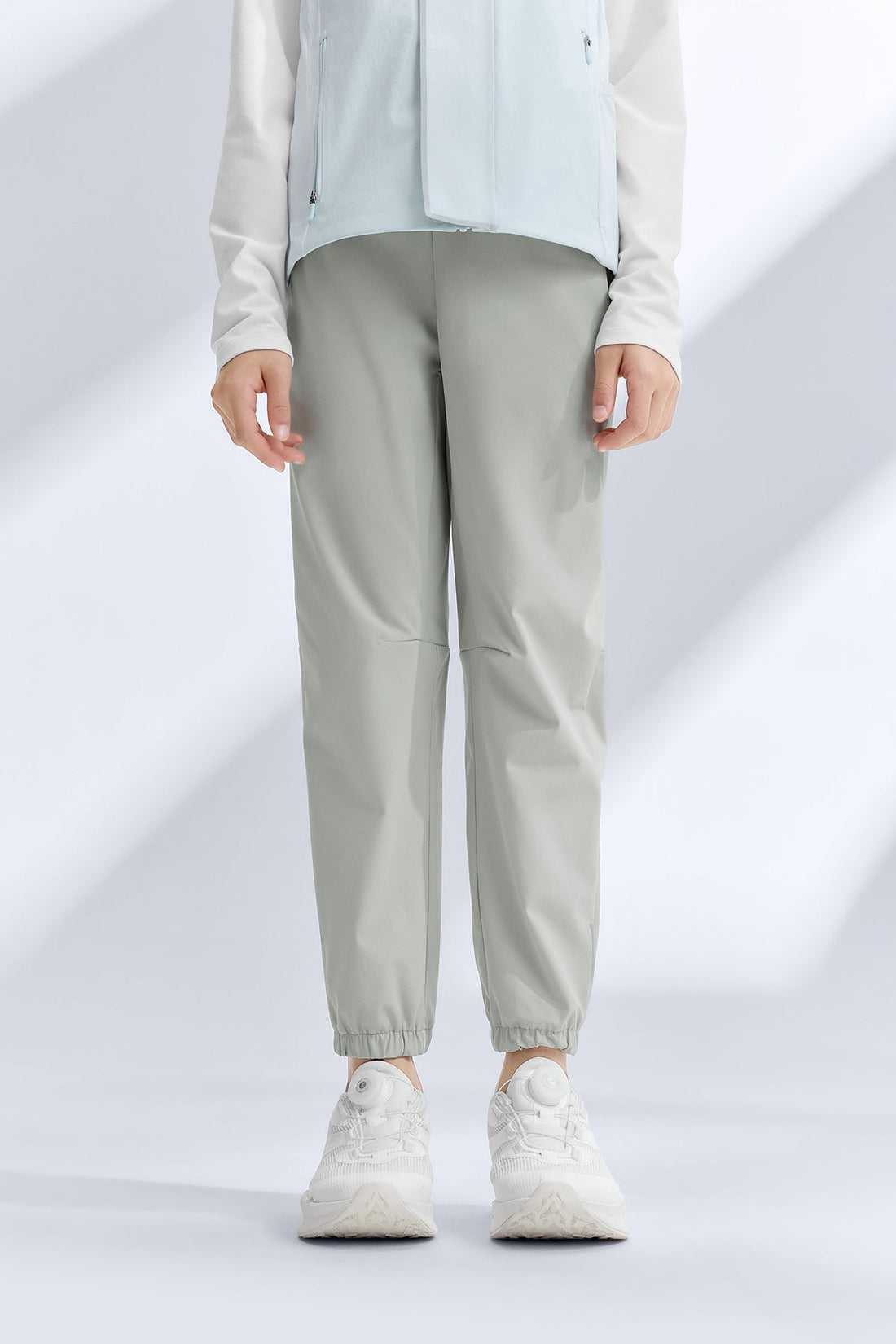 **Moon Grey**