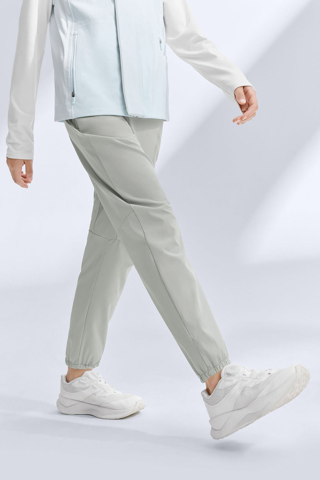 **Moon Grey**